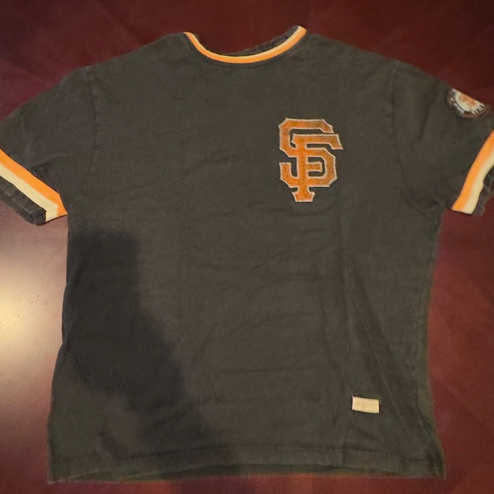 Black SF Giants retro T-Shirt with Orange Logo